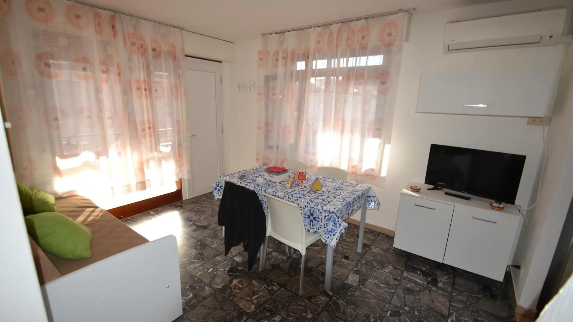 Park Apartment Bibione 0*,